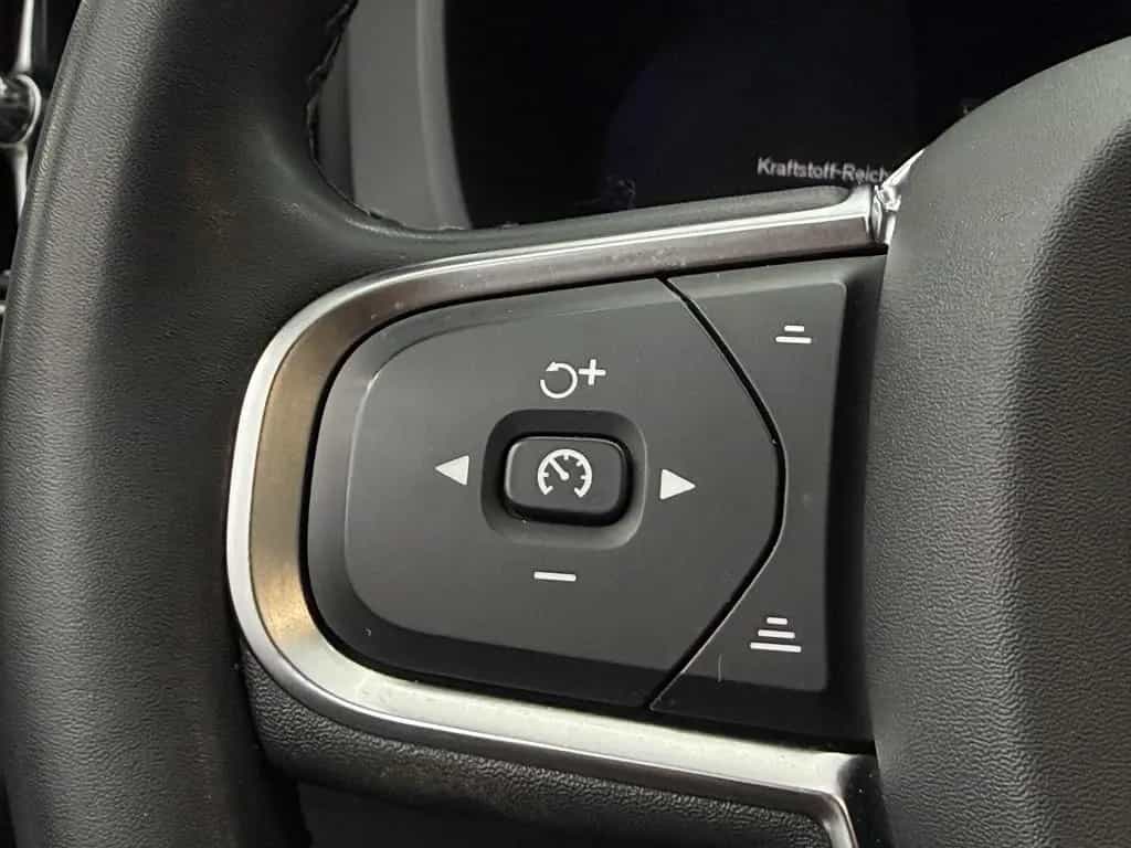 Volvo XC60 B4 Core, 1.Hand, LED, ACC, Navi, Kamera 01/2023-photo-8