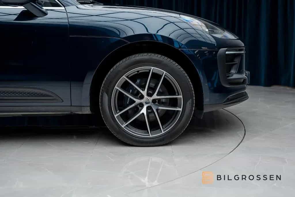 Porsche Macan PDK Sport Chrono SportsExhaust Camera 11/2022-photo-11