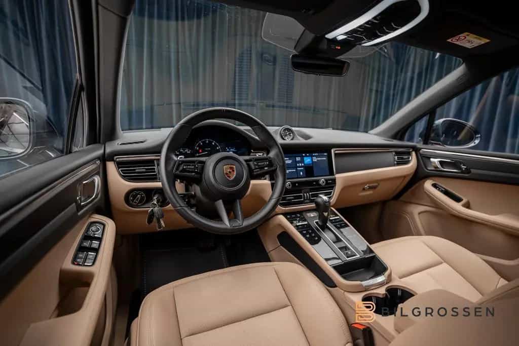 Porsche Macan PDK Sport Chrono SportsExhaust Camera 11/2022-photo-14