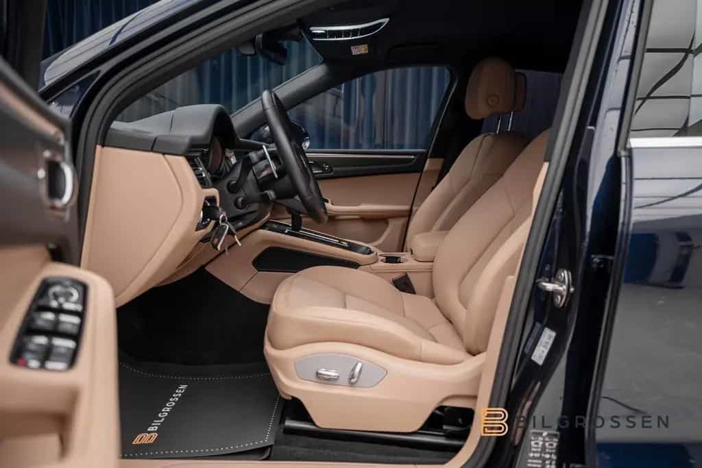 Porsche Macan PDK Sport Chrono SportsExhaust Camera 11/2022-photo-15