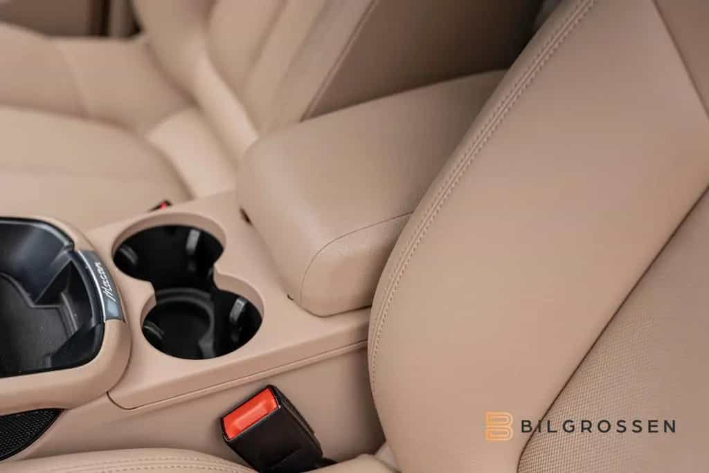 Porsche Macan PDK Sport Chrono SportsExhaust Camera 11/2022-photo-22