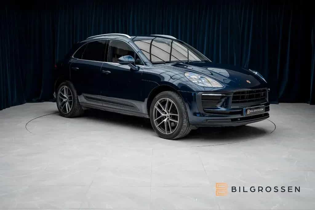 Porsche Macan PDK Sport Chrono SportsExhaust Camera 11/2022-photo-6