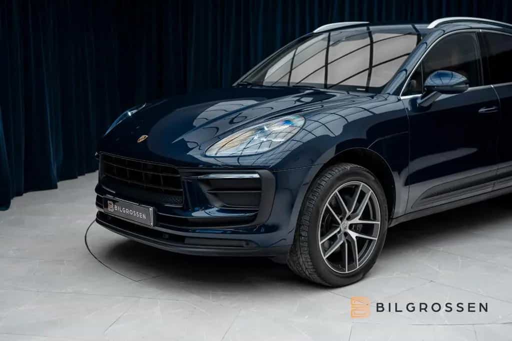 Porsche Macan PDK Sport Chrono SportsExhaust Camera 11/2022-photo-8