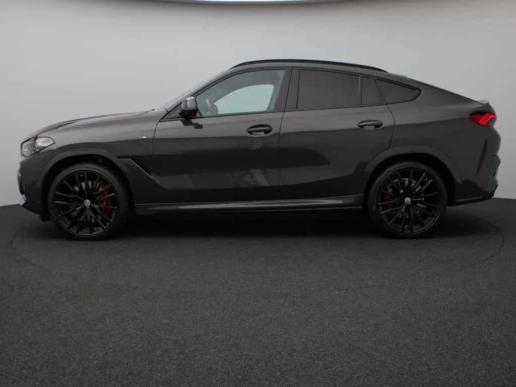 BMW X6 M50i Panorama Laser 360°HUD DAB B&W AHK 22" 11/2022-photo-10