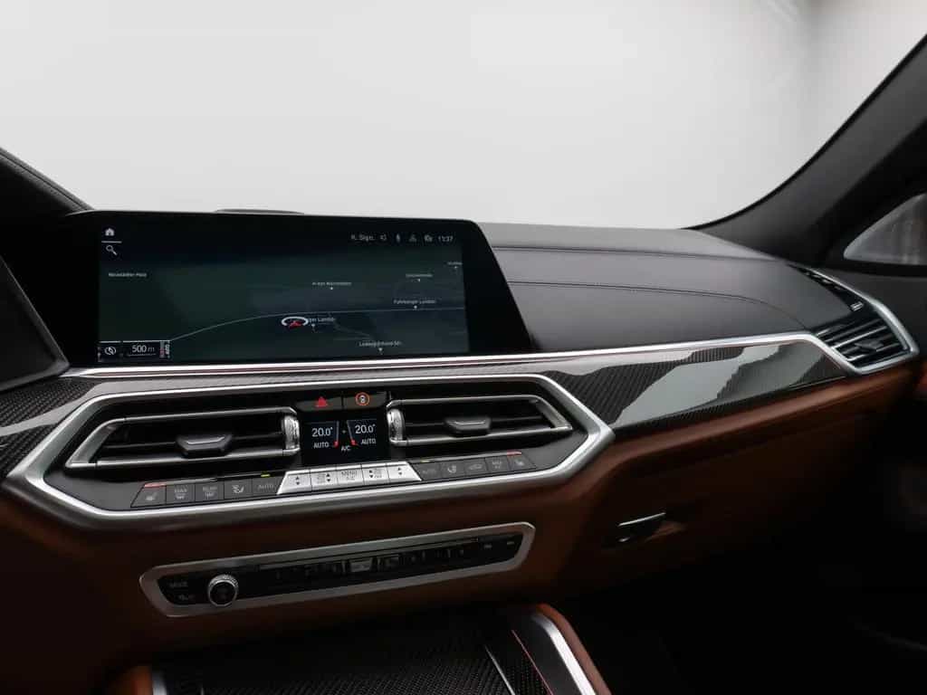 BMW X6 M50i Panorama Laser 360°HUD DAB B&W AHK 22" 11/2022-photo-20