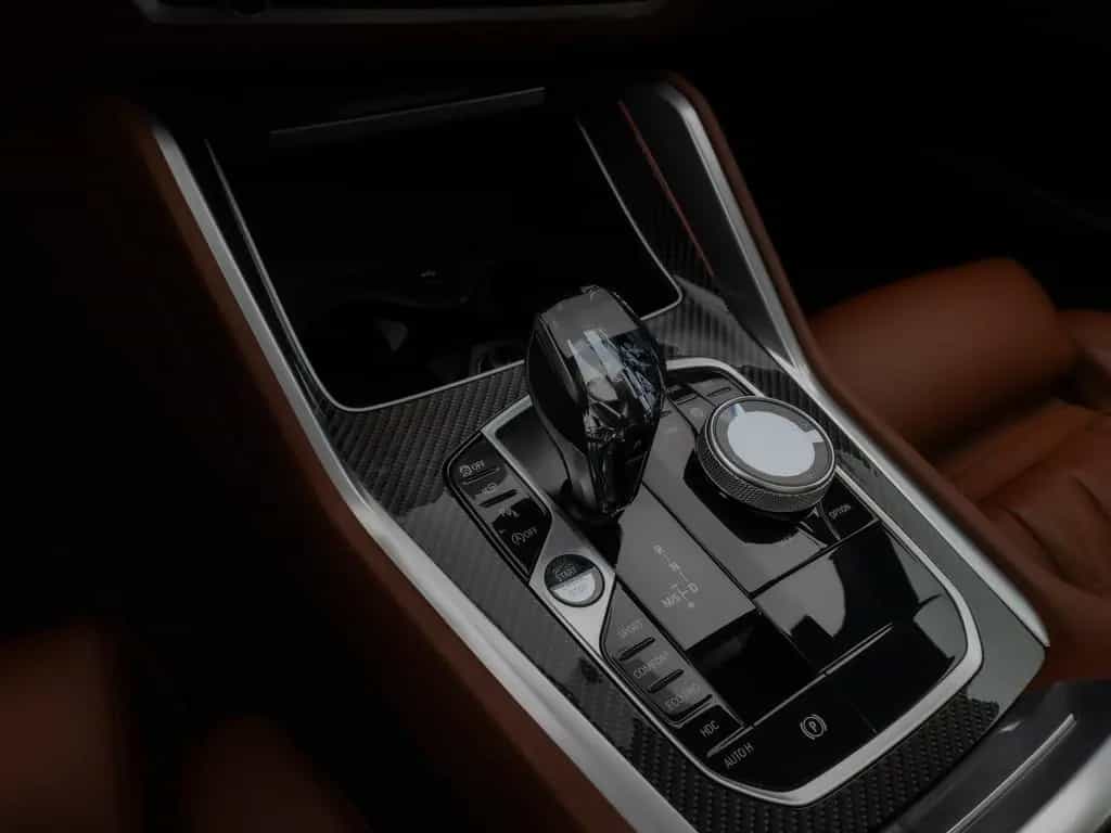 BMW X6 M50i Panorama Laser 360°HUD DAB B&W AHK 22" 11/2022-photo-21