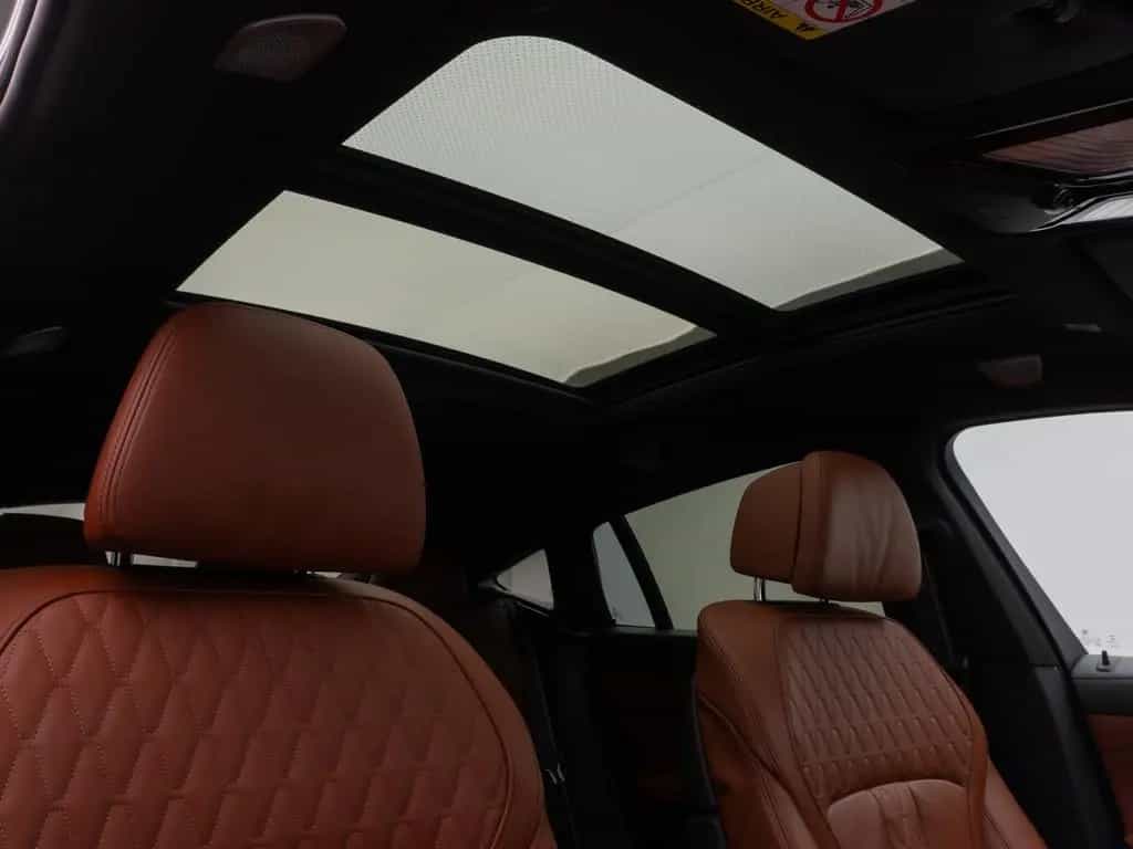 BMW X6 M50i Panorama Laser 360°HUD DAB B&W AHK 22" 11/2022-photo-30