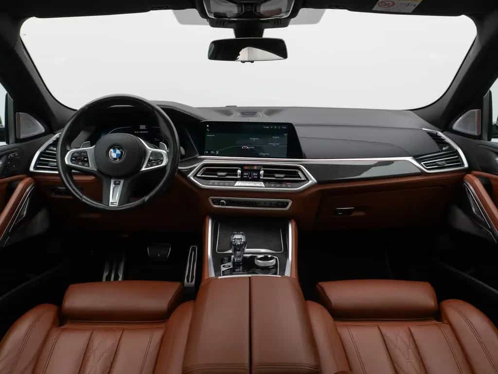 BMW X6 M50i Panorama Laser 360°HUD DAB B&W AHK 22" 11/2022-photo-39