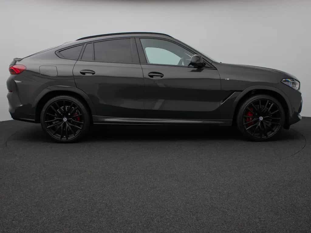 BMW X6 M50i Panorama Laser 360°HUD DAB B&W AHK 22" 11/2022-photo-4