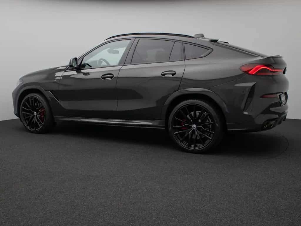 BMW X6 M50i Panorama Laser 360°HUD DAB B&W AHK 22" 11/2022-photo-9