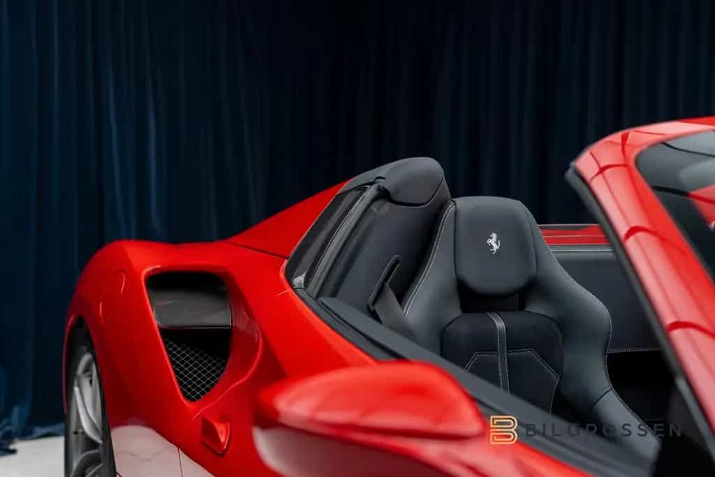 Ferrari 488 Spider 488 GTS Spider Bucket Seats Carbon Novitec 02/2017-photo-18