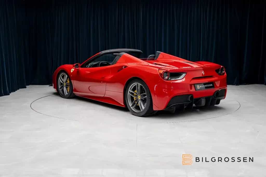 Ferrari 488 Spider 488 GTS Spider Bucket Seats Carbon Novitec 02/2017-photo-2