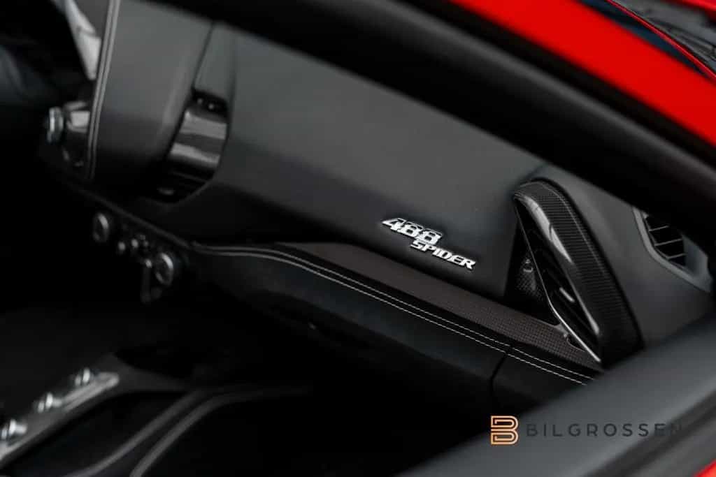 Ferrari 488 Spider 488 GTS Spider Bucket Seats Carbon Novitec 02/2017-photo-27
