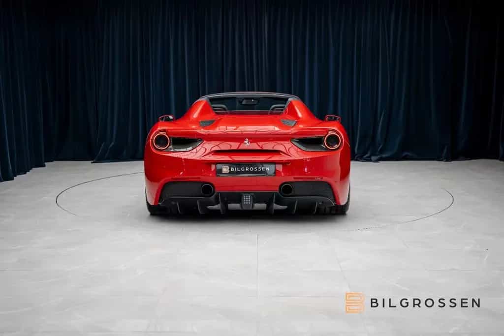 Ferrari 488 Spider 488 GTS Spider Bucket Seats Carbon Novitec 02/2017-photo-3