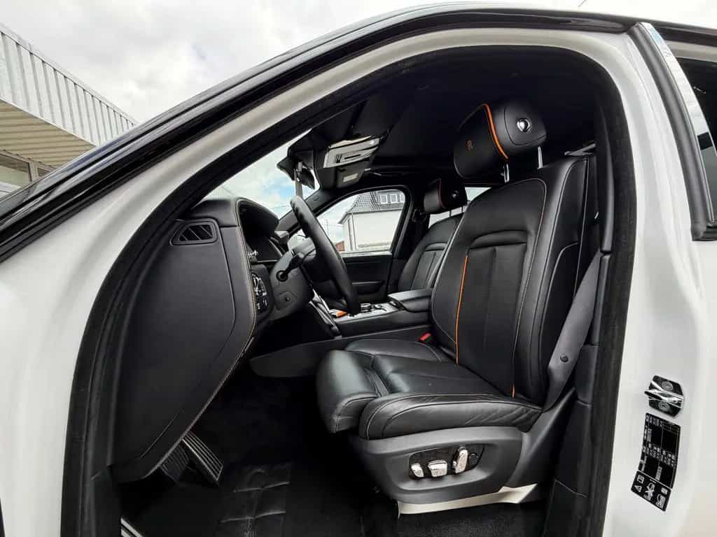 Rolls-Royce Cullinan /NOVITEC/WIDEBODY/24''/FOND-TV/STERNEHIM 08/2019-photo-18