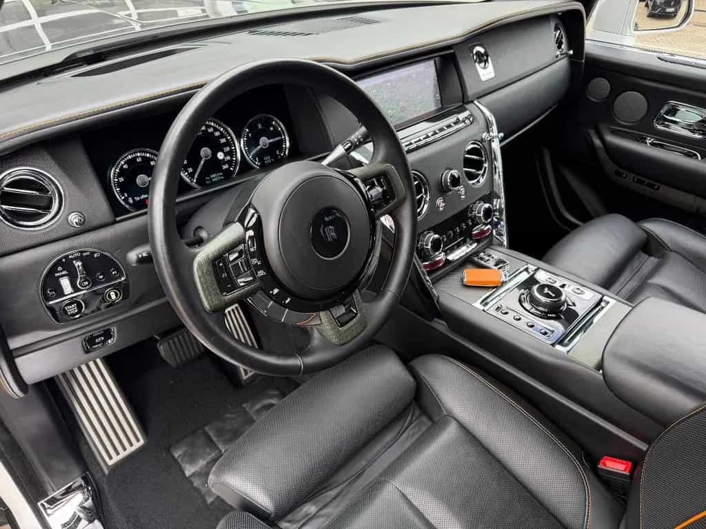 Rolls-Royce Cullinan /NOVITEC/WIDEBODY/24''/FOND-TV/STERNEHIM 08/2019-photo-19