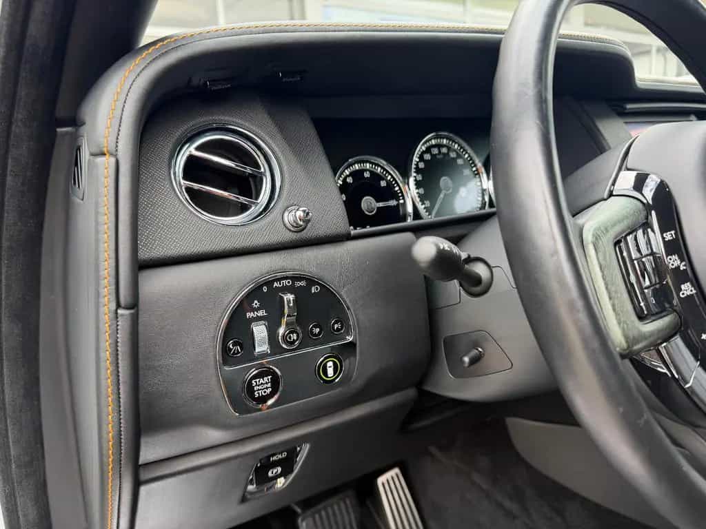 Rolls-Royce Cullinan /NOVITEC/WIDEBODY/24''/FOND-TV/STERNEHIM 08/2019-photo-25