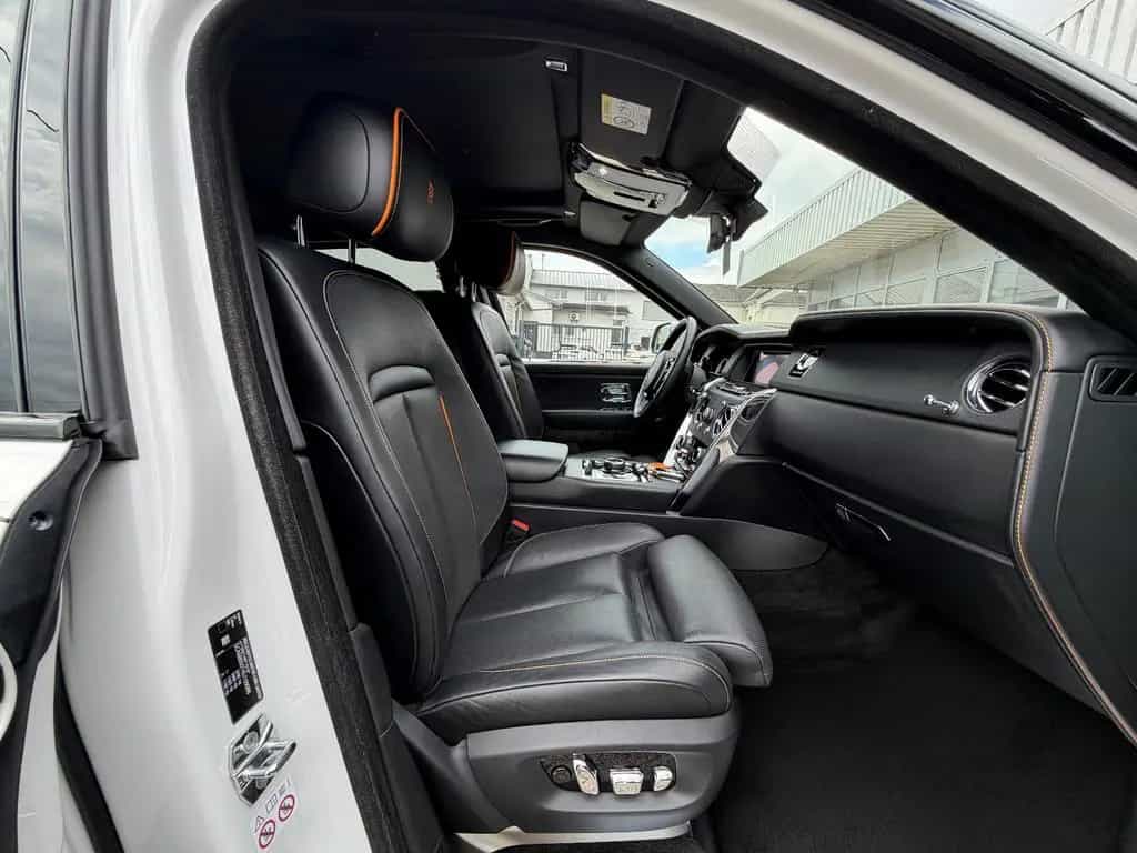 Rolls-Royce Cullinan /NOVITEC/WIDEBODY/24''/FOND-TV/STERNEHIM 08/2019-photo-27