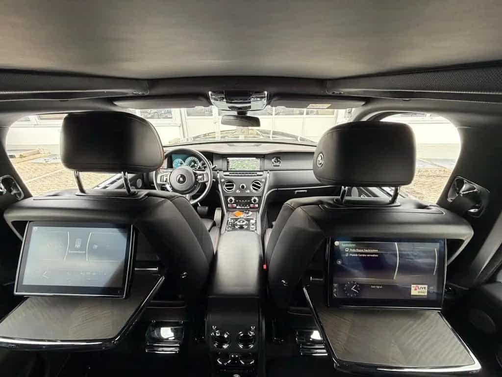 Rolls-Royce Cullinan /NOVITEC/WIDEBODY/24''/FOND-TV/STERNEHIM 08/2019-photo-36