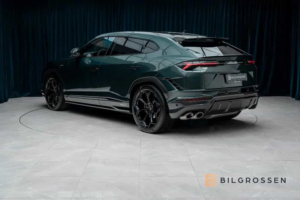 Lamborghini Urus Performante B&O Full Carbon Massage 23" 11/2023-photo-1