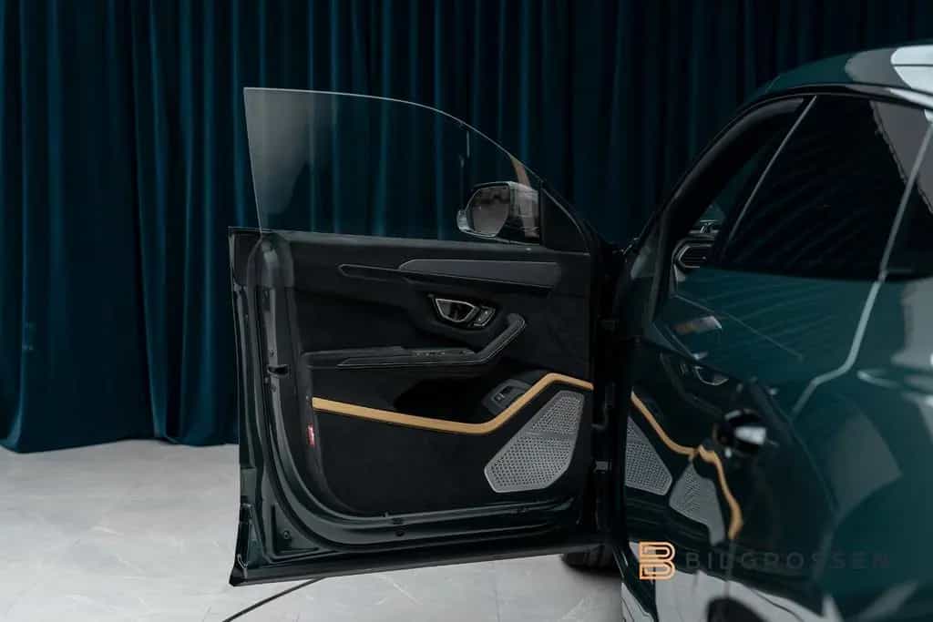 Lamborghini Urus Performante B&O Full Carbon Massage 23" 11/2023-photo-15