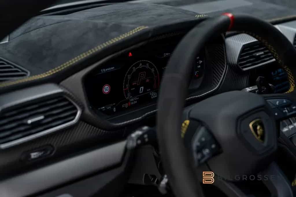Lamborghini Urus Performante B&O Full Carbon Massage 23" 11/2023-photo-23