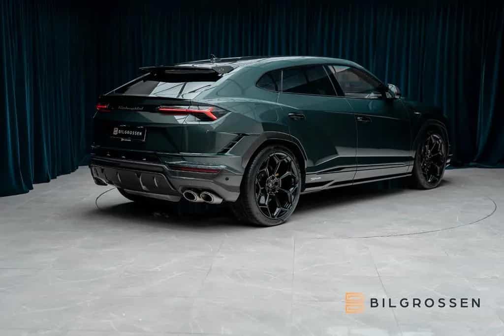 Lamborghini Urus Performante B&O Full Carbon Massage 23" 11/2023-photo-3