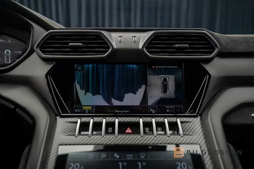 Lamborghini Urus Performante B&O Full Carbon Massage 23" 11/2023-photo-30