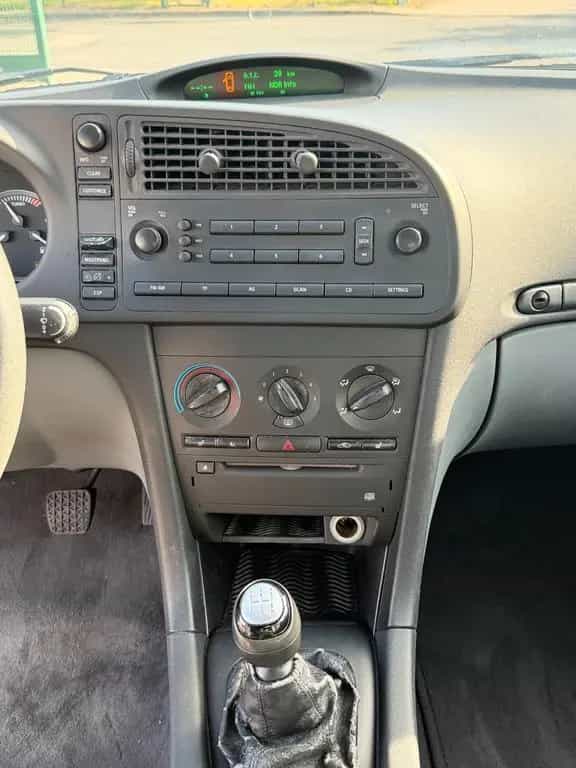 Saab 9-3 Cabriolet 2.0 t Cabrio Linear 03/2005-photo-13