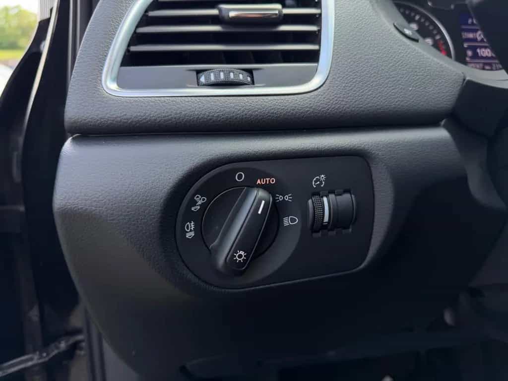 Audi Q3 1.4 TFSI S-Tronic*S-HEFT*AHK*NAVI*TEMPOM.* 08/2016-photo-14