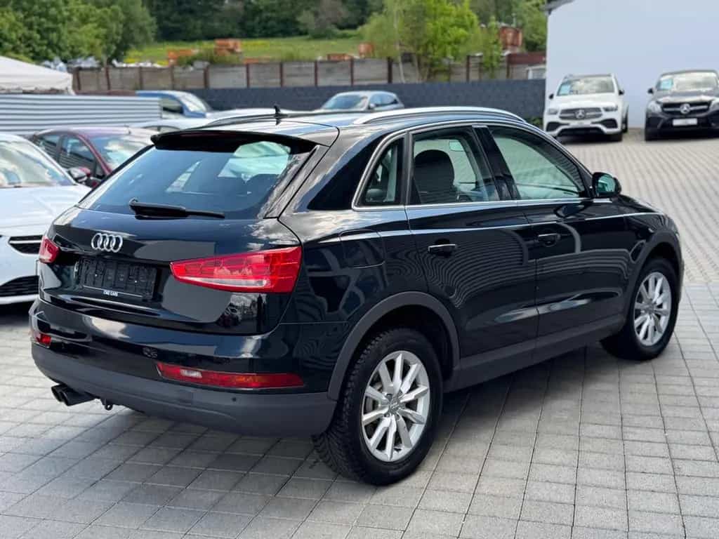 Audi Q3 1.4 TFSI S-Tronic*S-HEFT*AHK*NAVI*TEMPOM.* 08/2016-photo-2