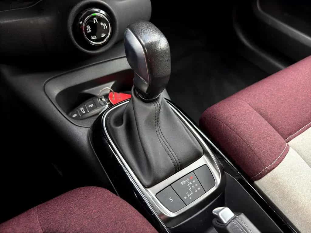 Citroën C4 Cactus 1.2 SHINE *Aut.*Navi*Sitzh.*R-Cam*Alu* 04/2019-photo-15