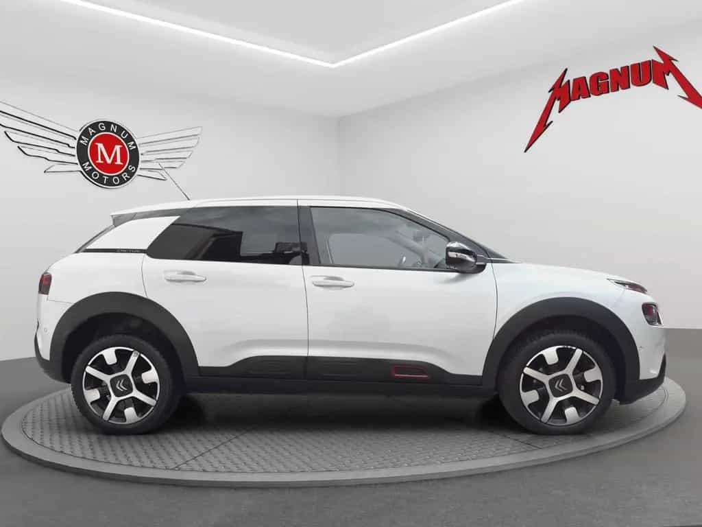 Citroën C4 Cactus 1.2 SHINE *Aut.*Navi*Sitzh.*R-Cam*Alu* 04/2019-photo-6