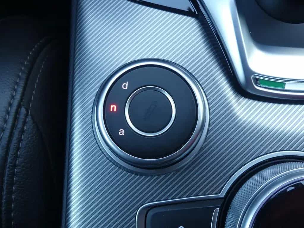 Alfa Romeo Stelvio VELOCE Q4 2.2 JTDM NAVI KAMERA ASSISTENZ 08/2020-photo-19