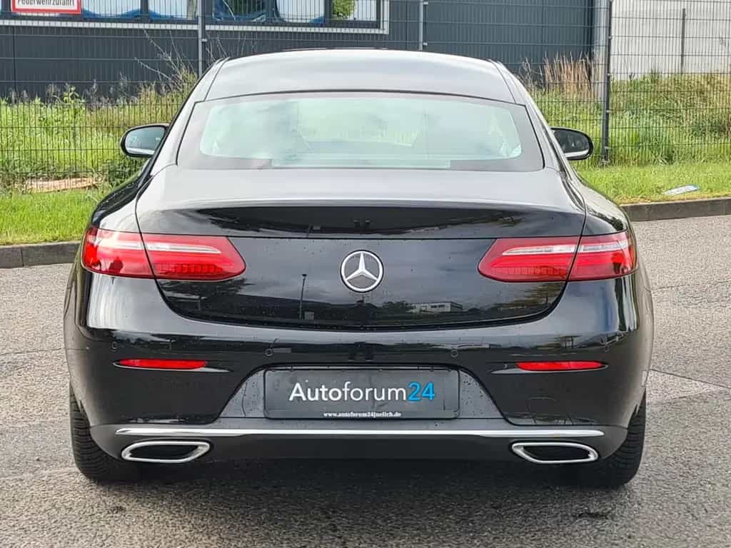 Mercedes-Benz E 200 Coupe *Autom.*Kamera*Navi*SHZ*Leder*LED* 08/2018-photo-3