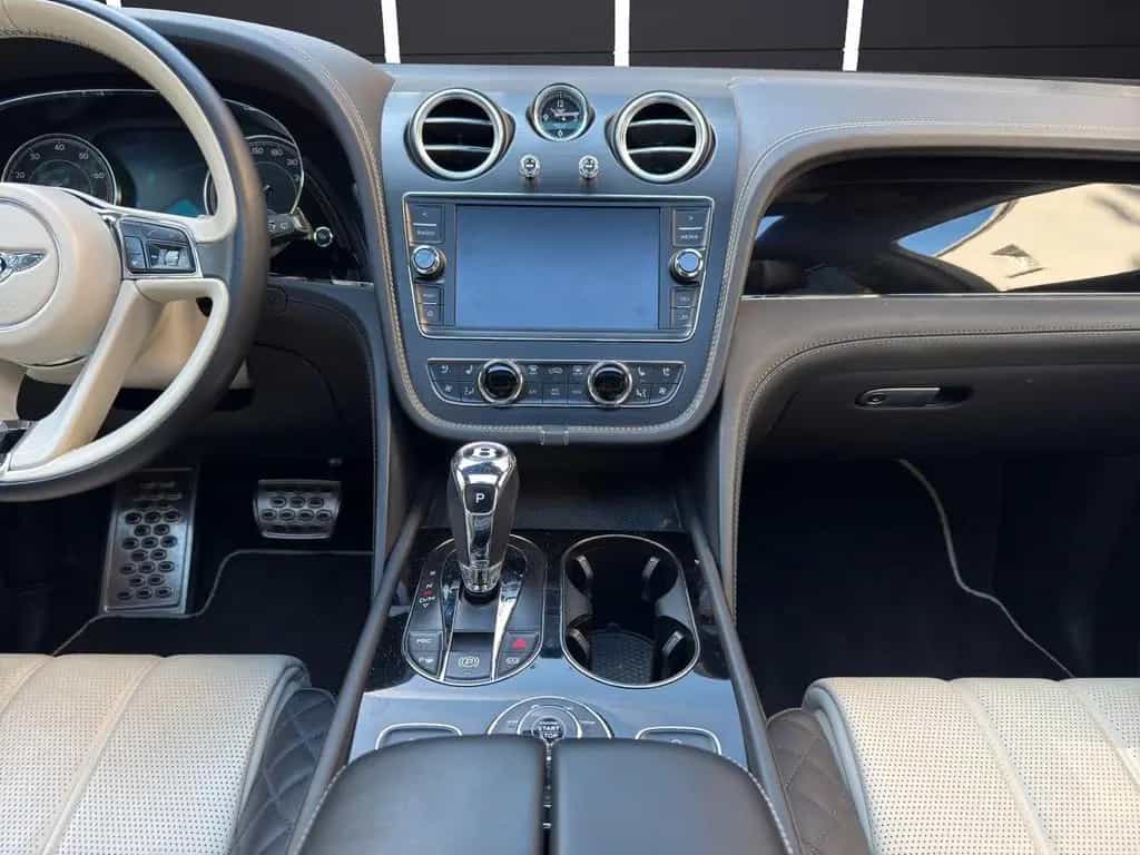 Bentley Bentayga W12 *FINANZIERUNG 899€ + GARANTIE* 01/2019-photo-12