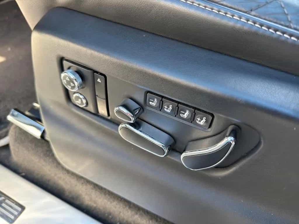 Bentley Bentayga W12 *FINANZIERUNG 899€ + GARANTIE* 01/2019-photo-24