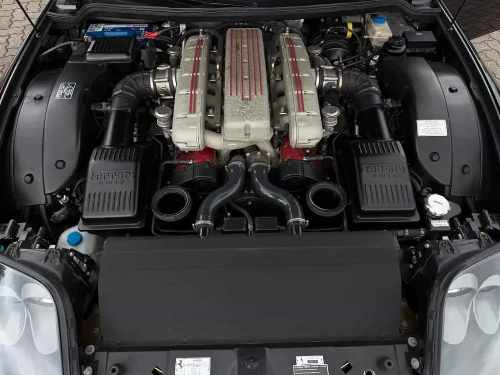 Ferrari 575 M Maranello F1 1. Hand Carbon Daytona HGTC 04/2003-photo-9