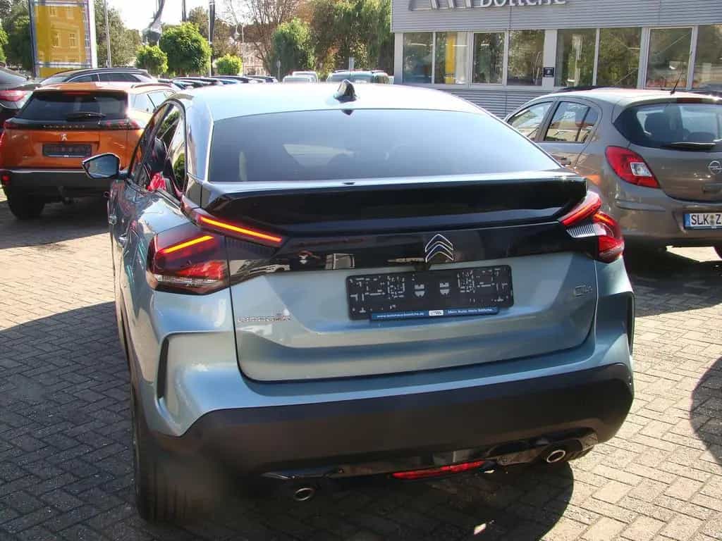 Citroën C4 Shine PT 130 AT *KLIMA*NAVI*SHZ*LHZ*GRA* 11/2023-photo-2