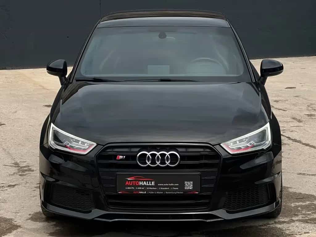 Audi S1 2.0 TFSI quattro SHZ PDC Navi Leder Ambiente 04/2017-photo-3