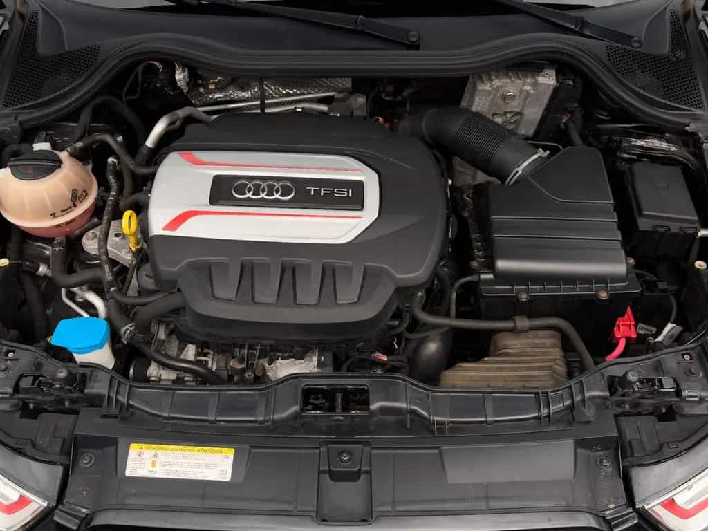Audi S1 2.0 TFSI quattro SHZ PDC Navi Leder Ambiente 04/2017-photo-33
