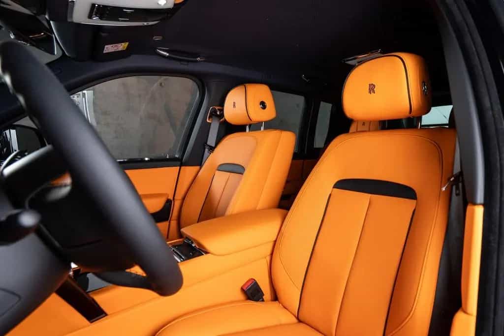 Rolls-Royce Cullinan Series II Black Badge 4 SEATS Starlight null-photo-16
