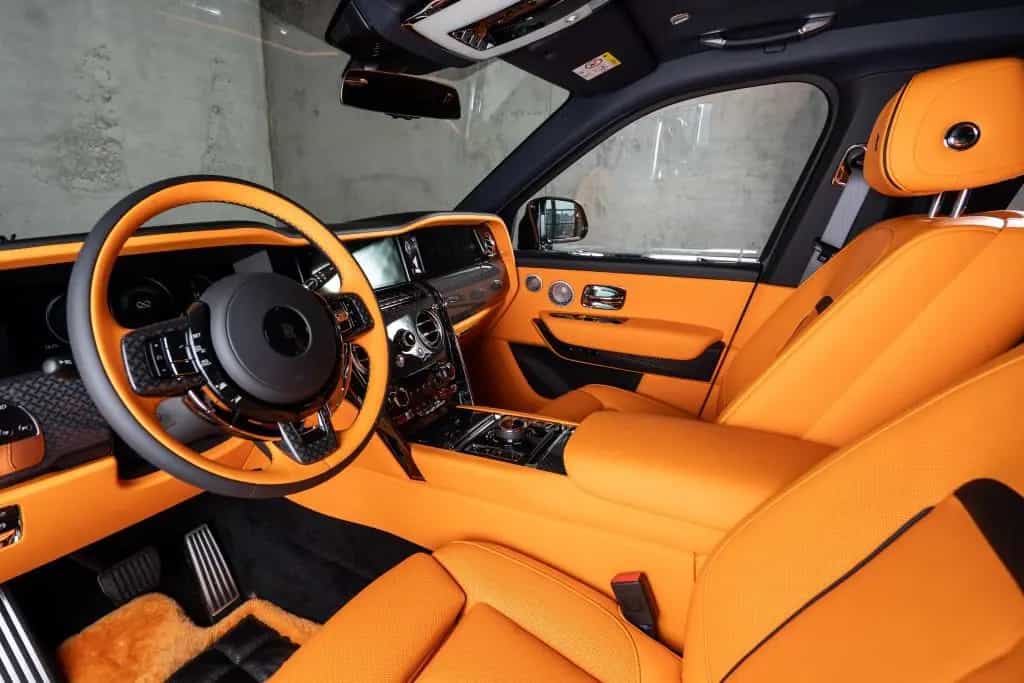 Rolls-Royce Cullinan Series II Black Badge 4 SEATS Starlight null-photo-17