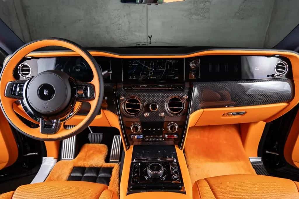 Rolls-Royce Cullinan Series II Black Badge 4 SEATS Starlight null-photo-18