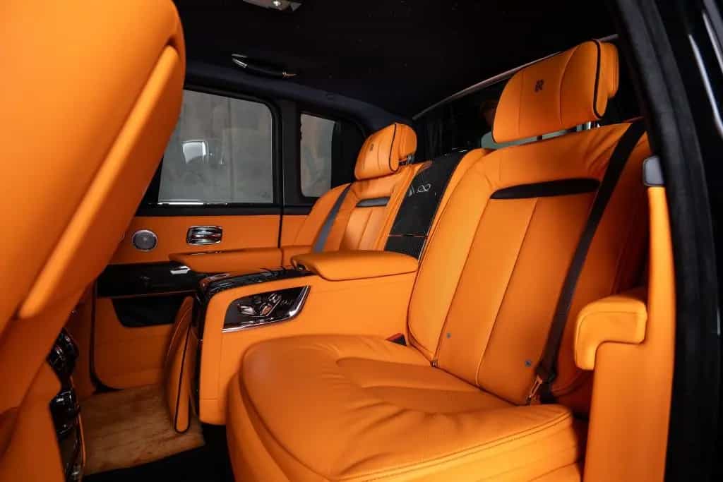 Rolls-Royce Cullinan Series II Black Badge 4 SEATS Starlight null-photo-24