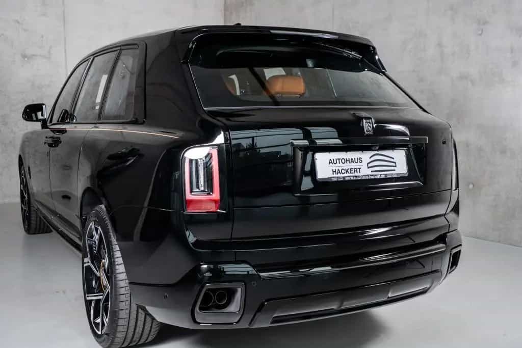 Rolls-Royce Cullinan Series II Black Badge 4 SEATS Starlight null-photo-29