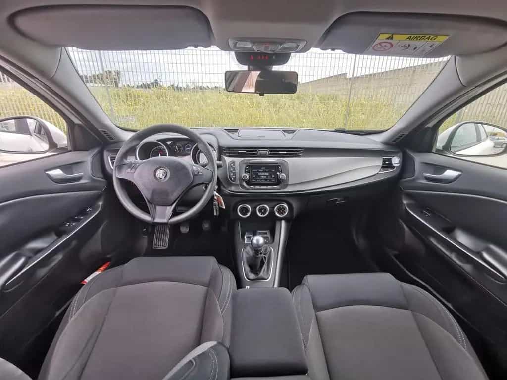 Alfa Romeo Giulietta 1.4 Turbo 105 CV Progressio 12/2015-photo-10