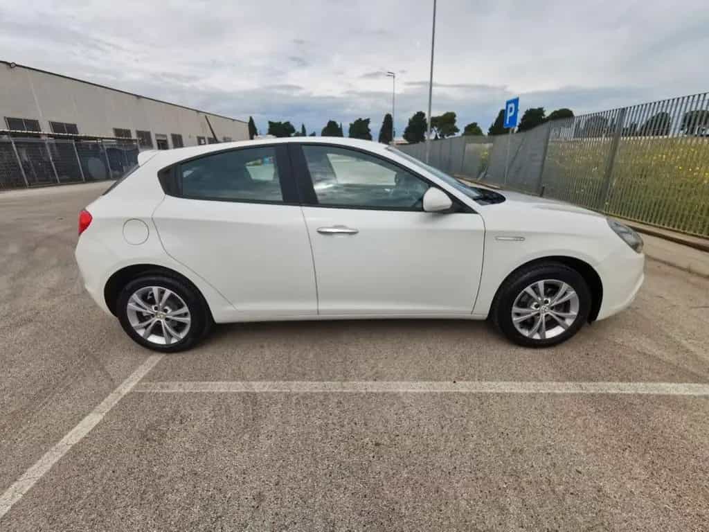 Alfa Romeo Giulietta 1.4 Turbo 105 CV Progressio 12/2015-photo-7