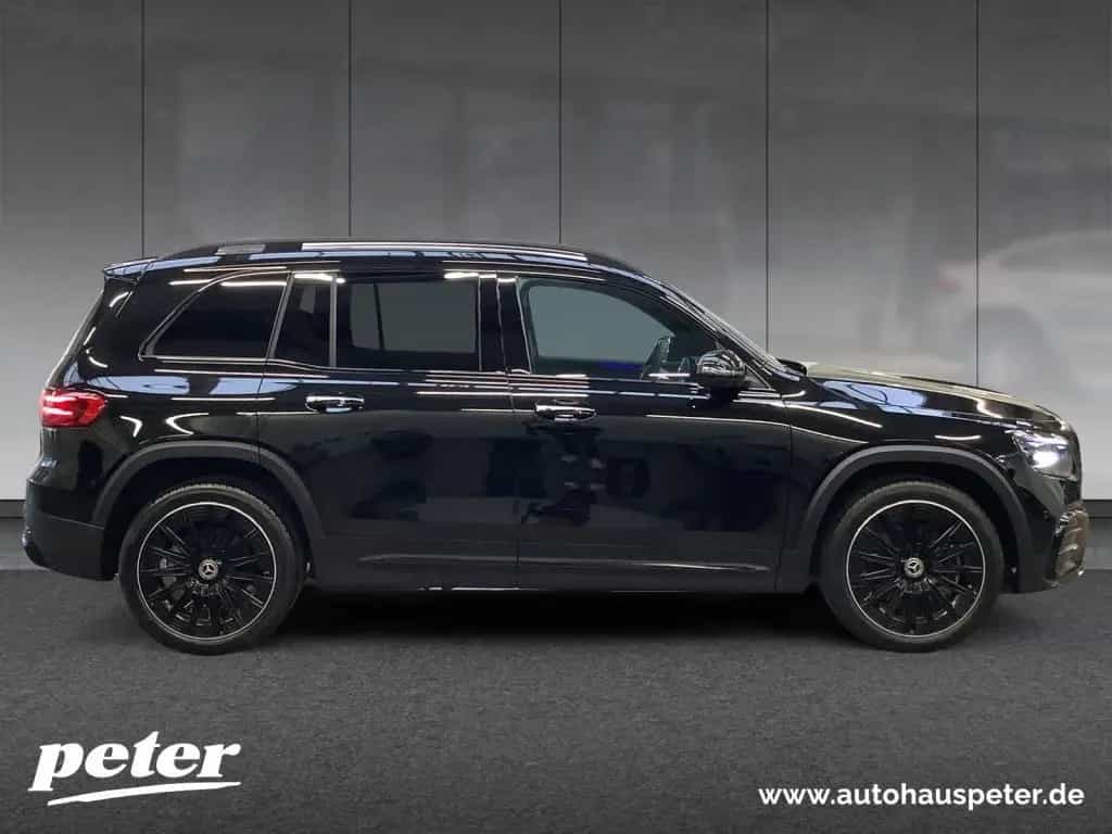Mercedes-Benz GLB 220 4MATIC AMG+NIGHT+20''+MULTIBEAM+AHK+360° 01/2026-photo-19