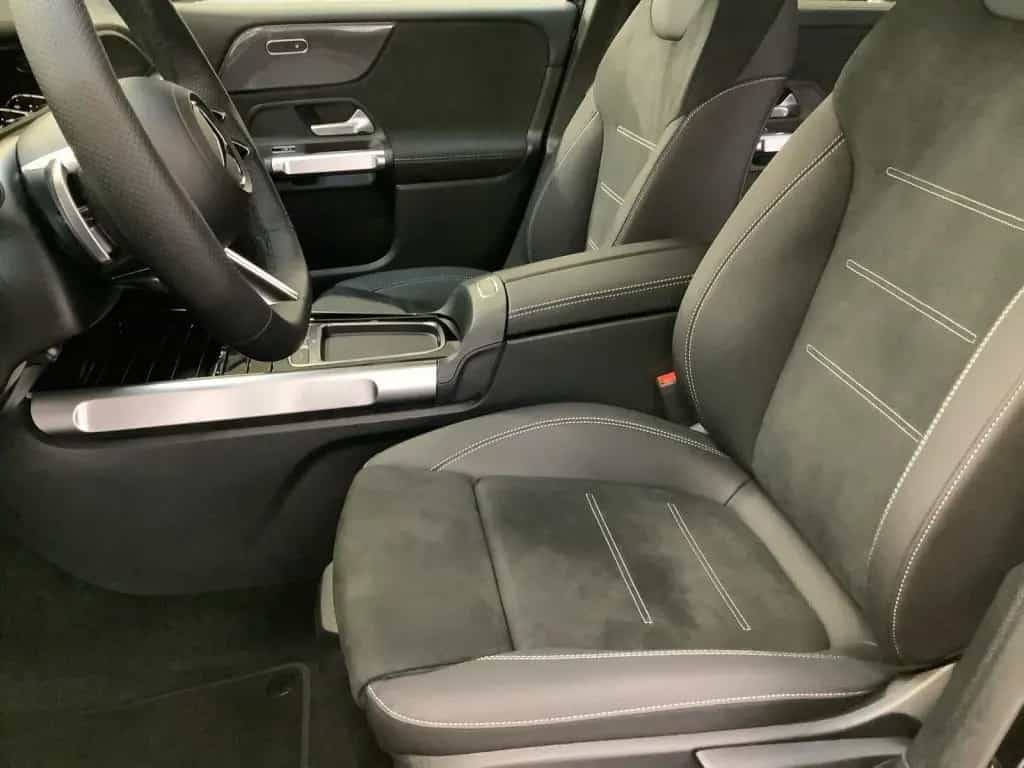 Mercedes-Benz GLB 220 4MATIC AMG+NIGHT+20''+MULTIBEAM+AHK+360° 01/2026-photo-7